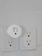 TOMA CORRIENTE INTELIGENTE EZVIZ WIFI - Click Soluciones